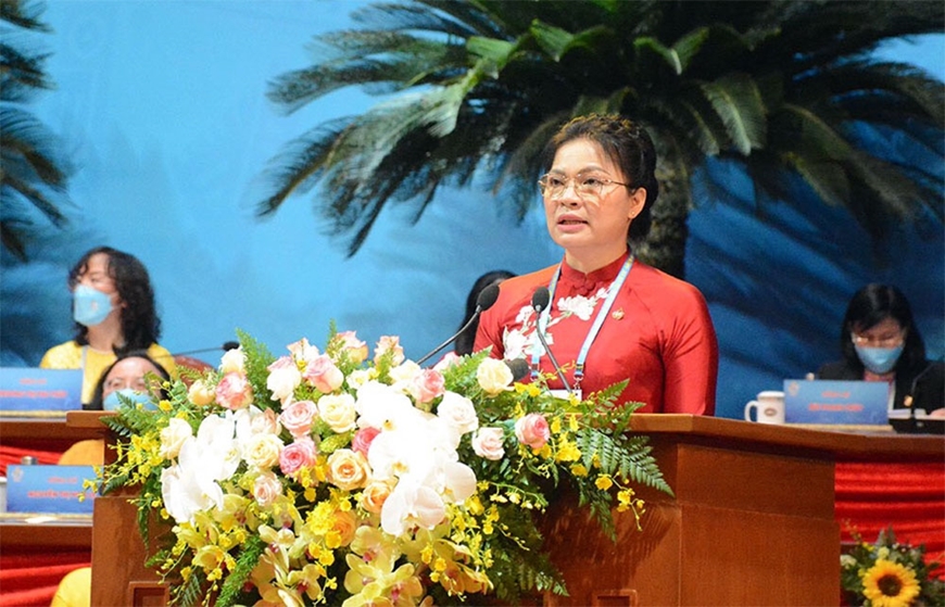 Chủ tịch Trung ương Hội Liên hiệp phụ nữ Việt Nam Hà Thị Nga phát biểu khai mạc